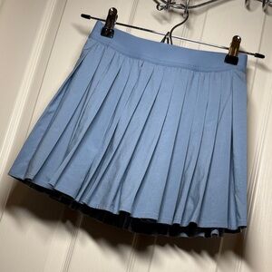 Lululemon pleated tennis skirt. Size 2. NWOT.